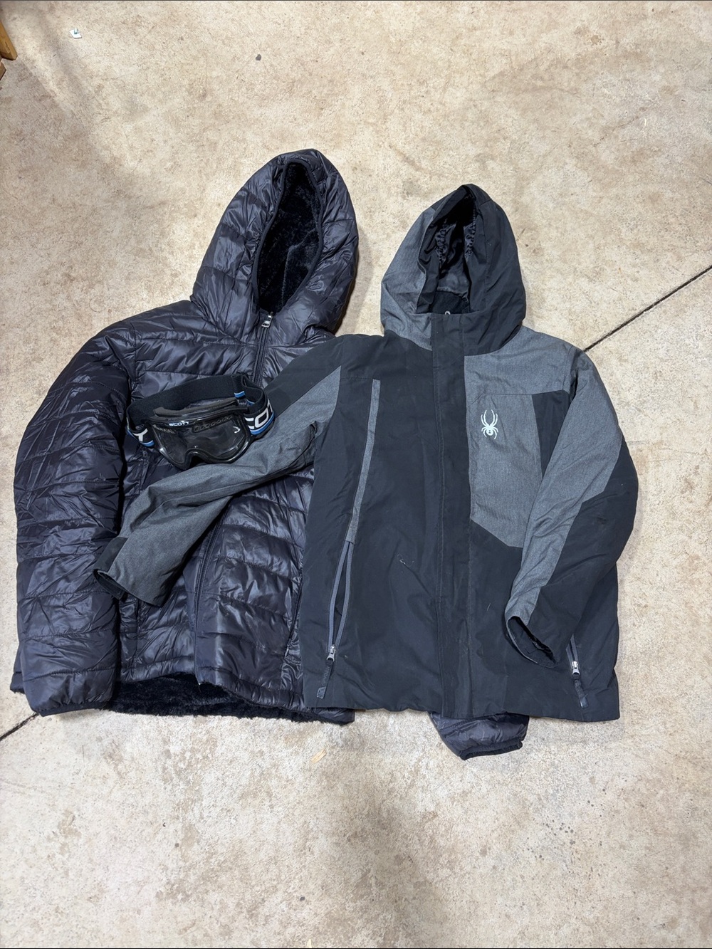 Scott Kids Two-Tone Black & Gray Hooded Puffer Jacket